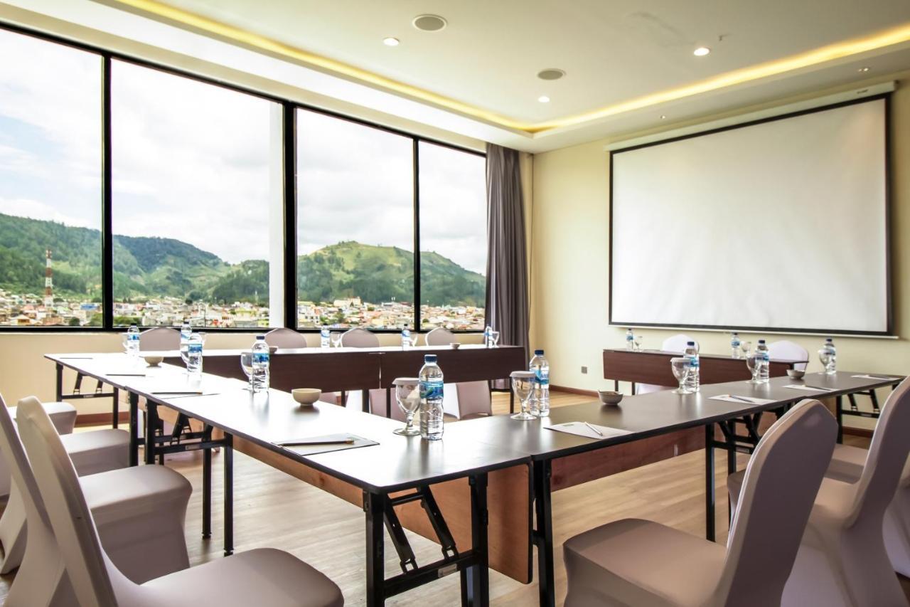 Parkside Gayo Petro Hotel Takengon Exterior foto
